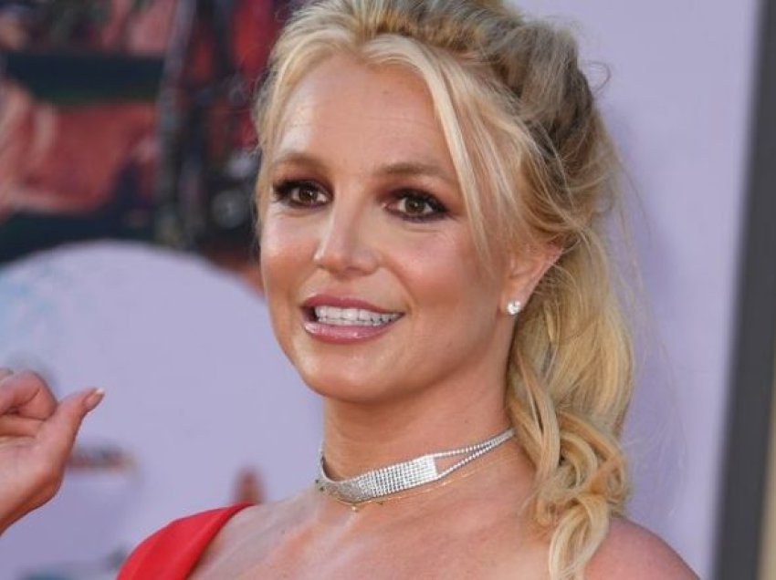 Britney Spears në gjendje të rëndë, paralajmërimi i psikiatrit: Ka nevojë për mjekim të fortë – do të shkatërrojë njerëzit dhe veten, është jashtë kontrollit