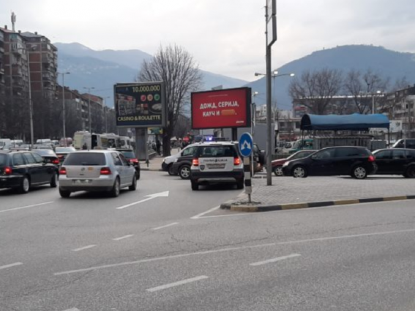 Policia e Tetovës muajin e kaluar ka regjistruar mbi 1400 shkelje në komunikacion