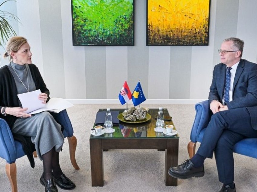 Bislimi takon ambasadoren e Kroacisë, diskutojnë për zhvillimet e fundit në vend