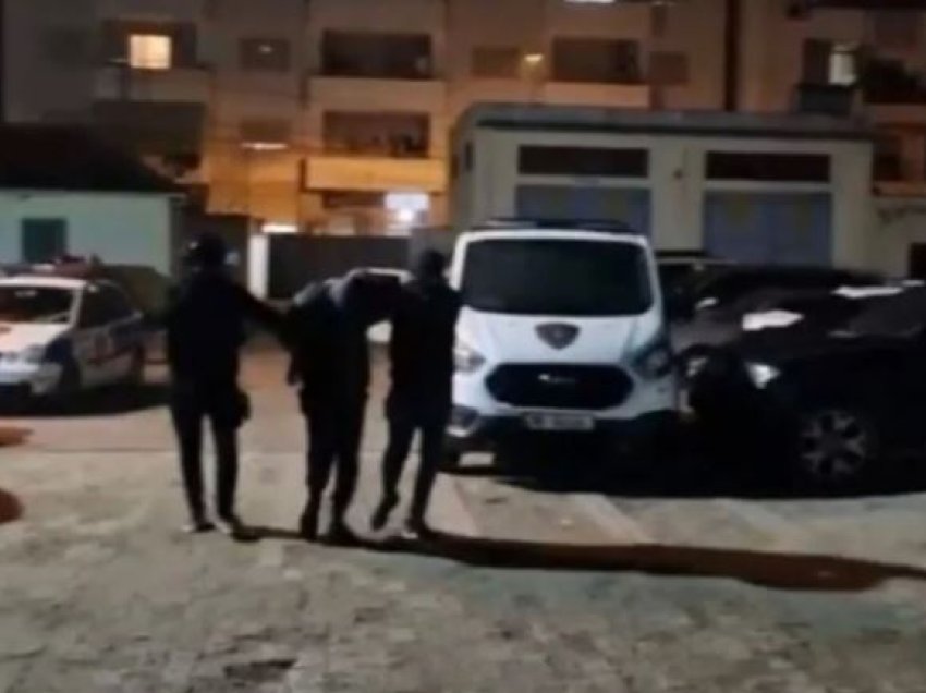Arrestimi i 26-vjeçarit në Durrës, mediet italiane: Ndërmjetësuesi i trafikut të drogës i shpëtoi karabinierëve të Napolit, sot nuk bëri rezistencë