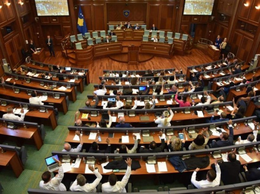 Mungesa e Listës Serbe lë pezull votimin e ndryshimeve kushtetuese lidhur me vettingun