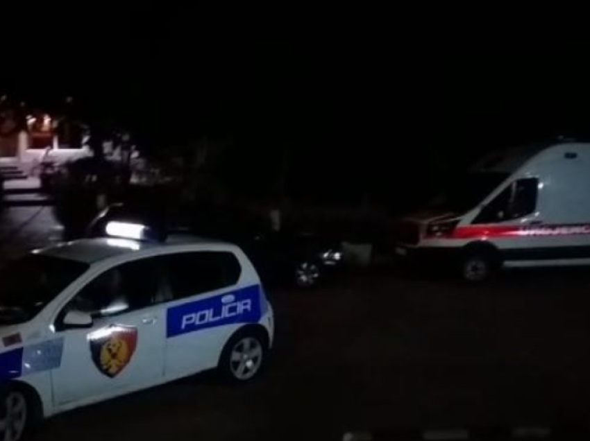 Përplasen dy automjete në Sarandë, raportohet për dy të lënduar