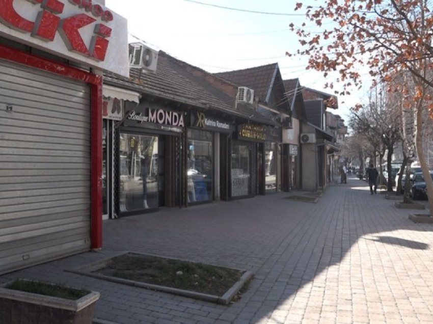 ​Mitrovicasit po detyrohen të furnizohen me artikuj elementarë në komuna tjera