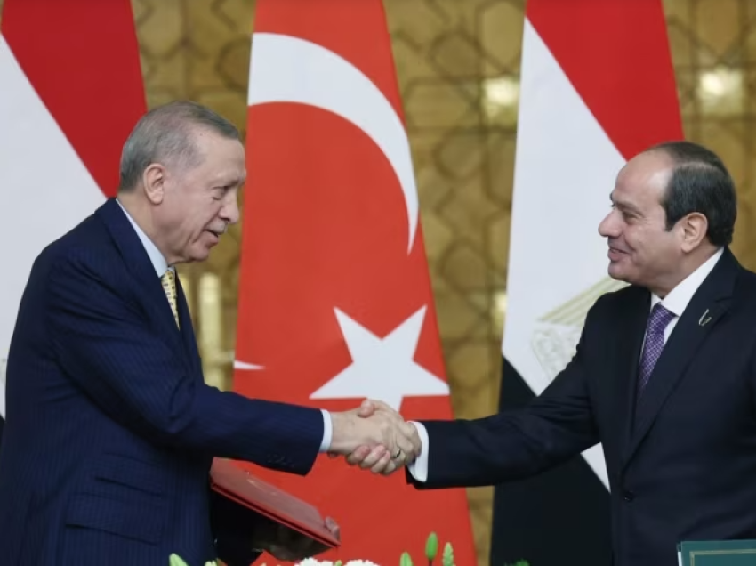 Udhëheqësit e Turqisë dhe Egjiptit përpjekje për të penguar sulmin izraelit në Rafah