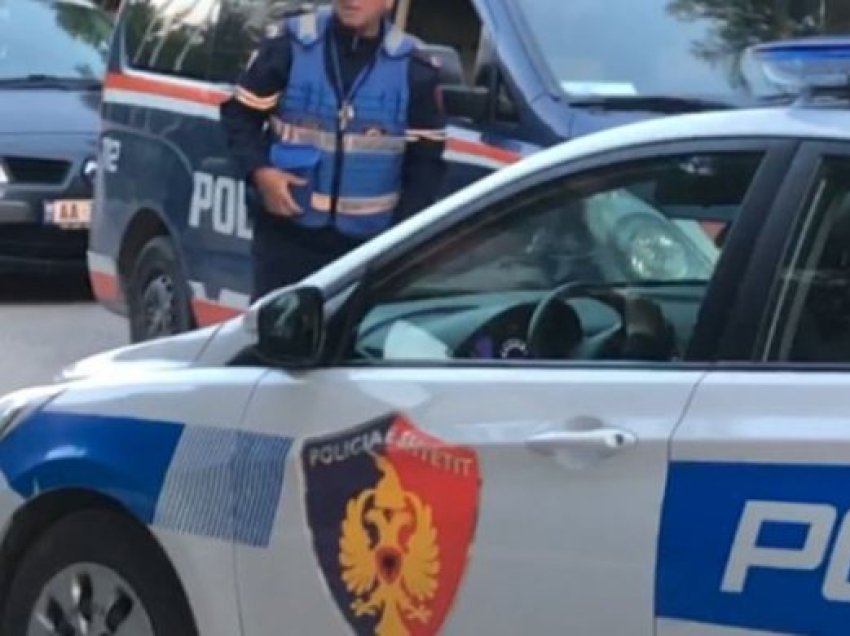 Kapet në flagrancë 62-vjeçari në Tiranë, ja çfarë i gjeti policia gjatë kontrollit në banesë