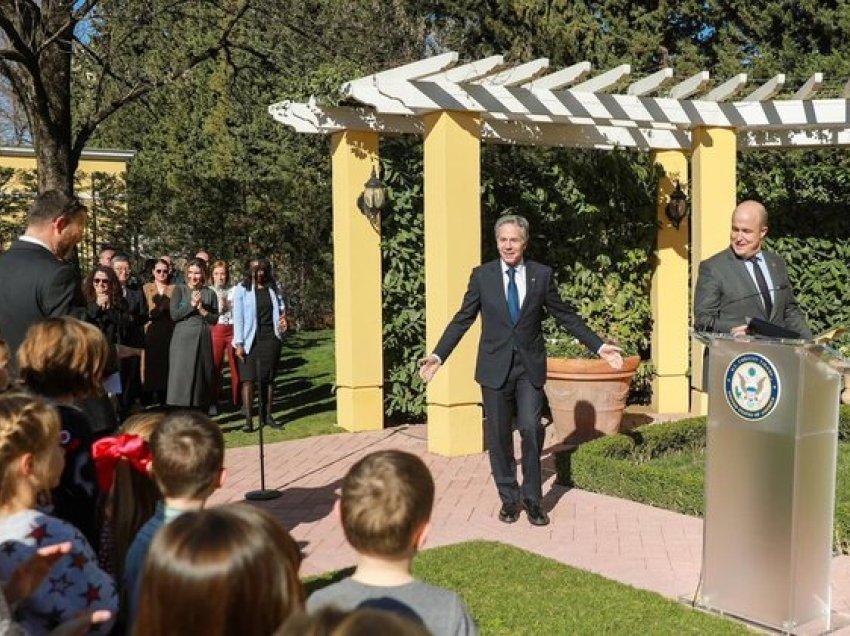 Vizita e Blinkenit në Tiranë, zbulohet porosia që i la stafit të Ambasadës së SHBA-së në Shqipëri