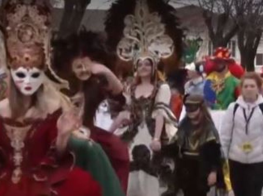 Magjia e Karnavaleve në Shkodër/ Tre ditë festë me maska e ngjyra