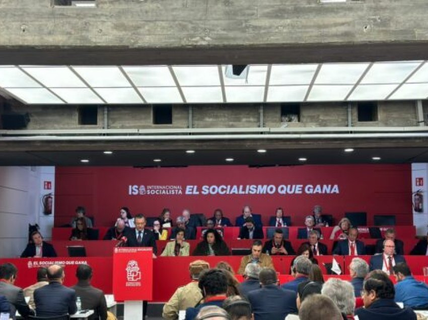 Zyrtarët e VV’së marrin pjesë në Kongresin e Internacionales Socialiste në Spanjë