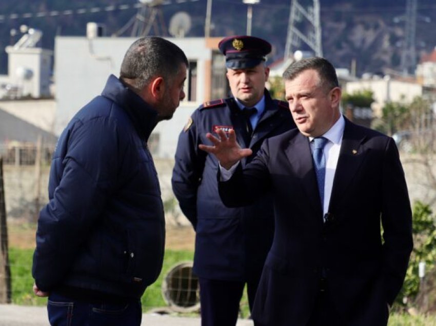 Aksioni i IKMT në Elbasan, Balla i prerë: Jo më “varreza” makinash në anë të rrugëve kryesore
