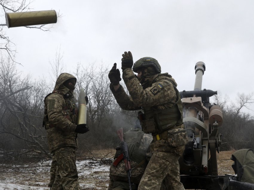 LIVE: “Operacione të fuqishme ushtarake”, Ukraina i jep një ‘goditje’ Rusisë – ky është vendimi i fundit i Putinit