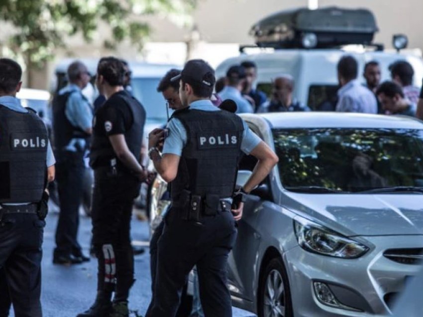 Aksident zinxhiror në Turqi, dy të vdekur dhe 8 të plagosur