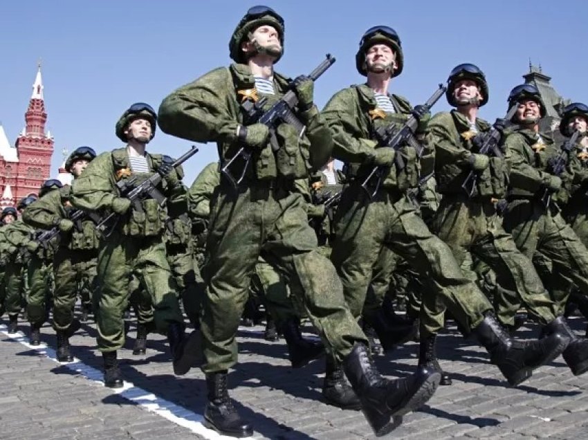 “Ka rrezik që ushtria ruse vitin e ardhshëm të humb gjysmë milioni personel në Ukrainë”