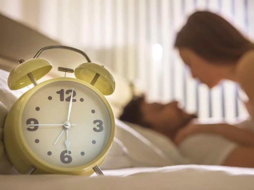 Shfrytëzojeni sa më shumë orët e hershme të mëngjesit për të bërë seks