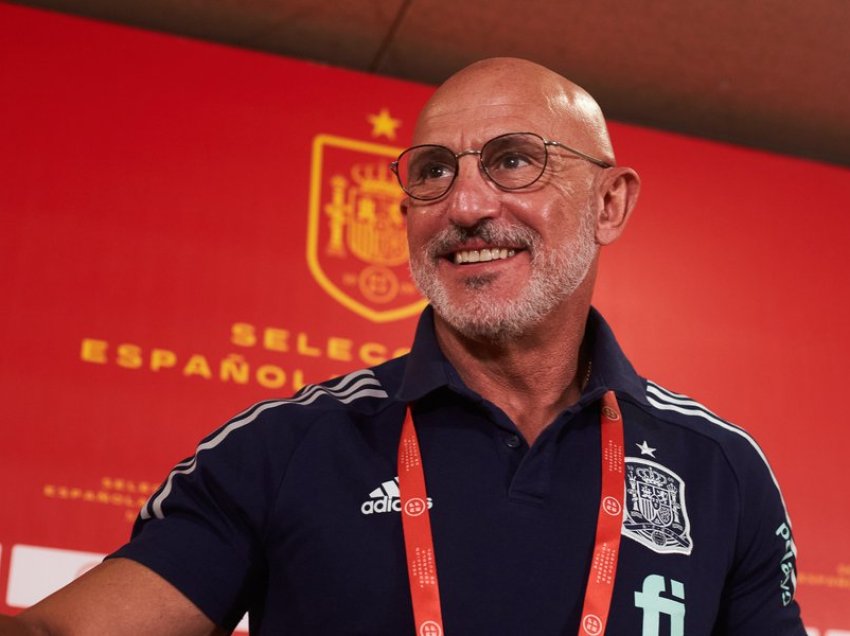 Trajneri i kombëtares spanjolle rinovon kontratën para Europianit