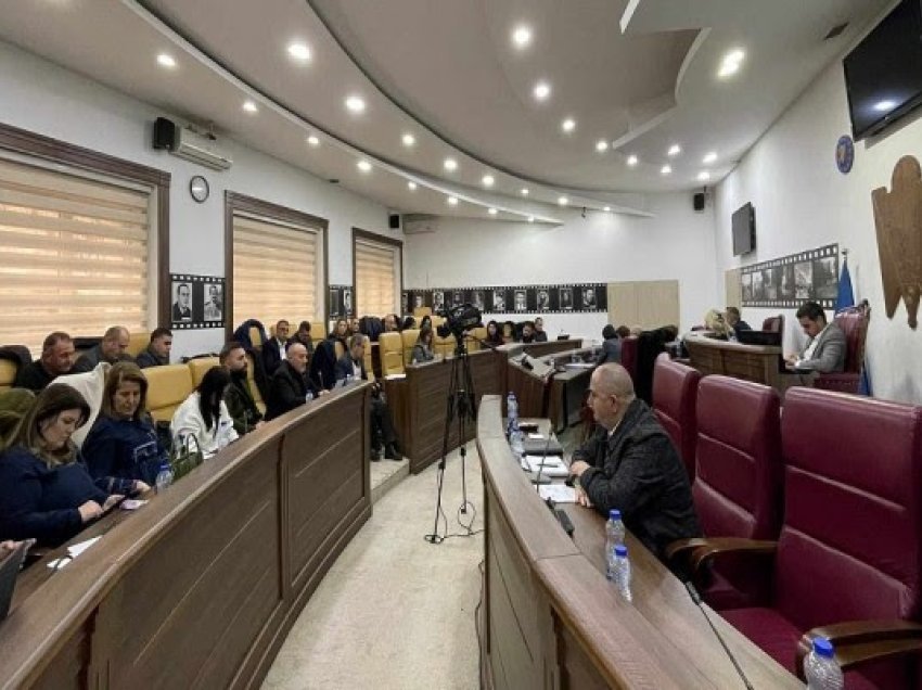 ​Kuvendi i Gjilanit refuzon faljen e taksës së vitit 2023 për bizneset