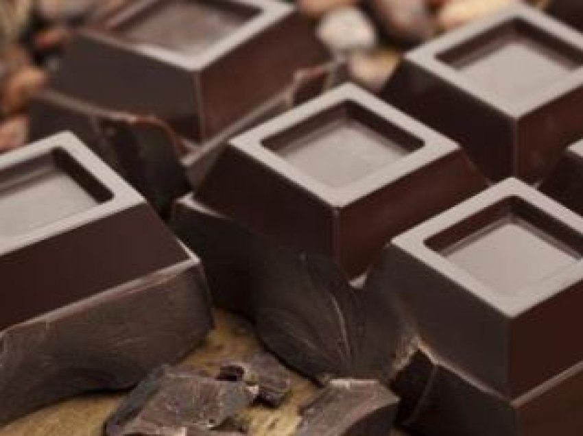 Efekti pozitiv i konsumit të rregullt të çokollatës