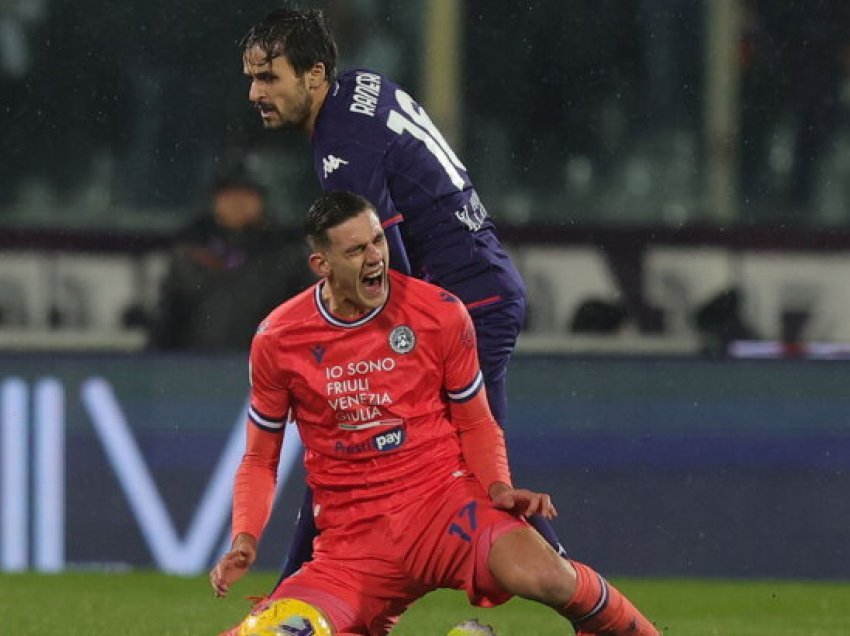 Fiorentina ndan pikët me Udinesen 