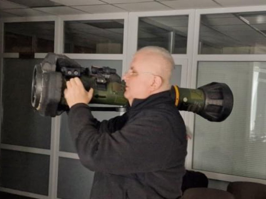 “Një mësim i mirë për Serbinë”, flet analisti serb që bëri foto me raketat e Kosovës