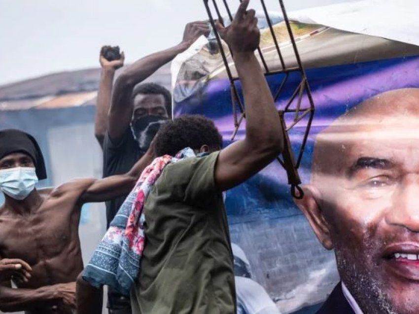 Vritet një person, plagosen gjashtë të tjerë në protestat në Komore