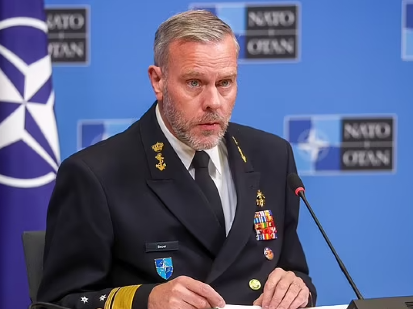 Zyrtari i lartë i NATO-s: Perëndimi duhet të përgatitet për luftë me Rusinë