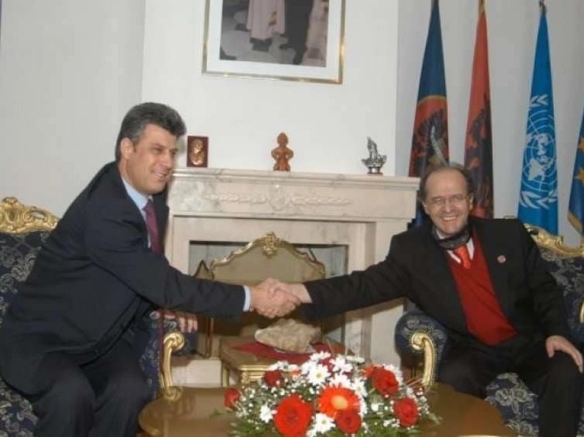 “Presidenti Rugova bëri historinë edhe duke ia zgjatur dorën Thaҫit e Haradinajt”/ Haki Abazi përmend njerëzit e mëdhenj që e mbështetën atë