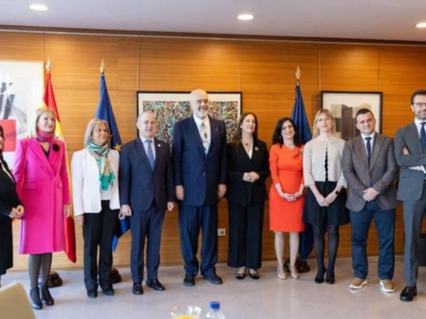Rama në Madrid: Kampusi i Gjirokastrës i bashkohet këtë vit sistemit europian UNED