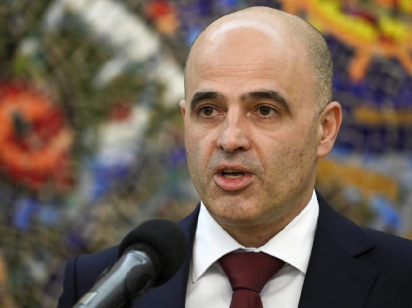 Të enjten jep dorëheqje qeveria e Maqedonisë së Veriut, ja kur pritet të marrë detyrën kryeministri shqiptar