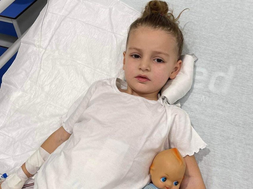 “Si prindër jemi të thyer” – Familja Dragusha ka nevojë për ndihmën tonë, e vogla e tyre është diagnostikuar me tumor, i duhet 144 mijë euro për trajtim në Turqi