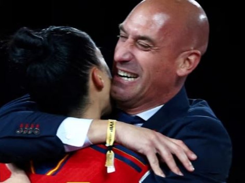 FIFA e konfirmon pezullimin e Rubiales nga futbolli për shkak të puthjes në Botëror