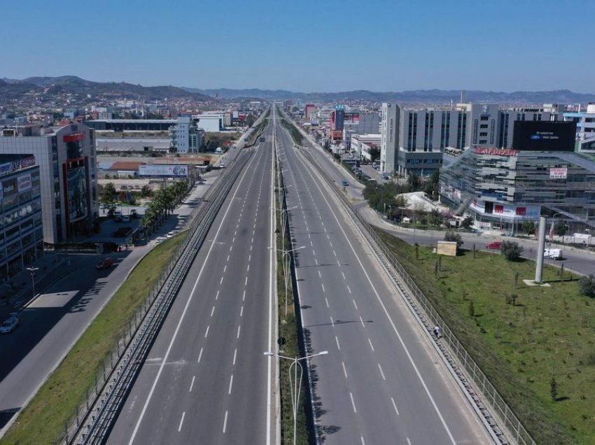 Autostrada Tiranë-Durrës me pagesë? Basha: Hajdutllëk, grabitje që do t’i bëhet qytetarëve!