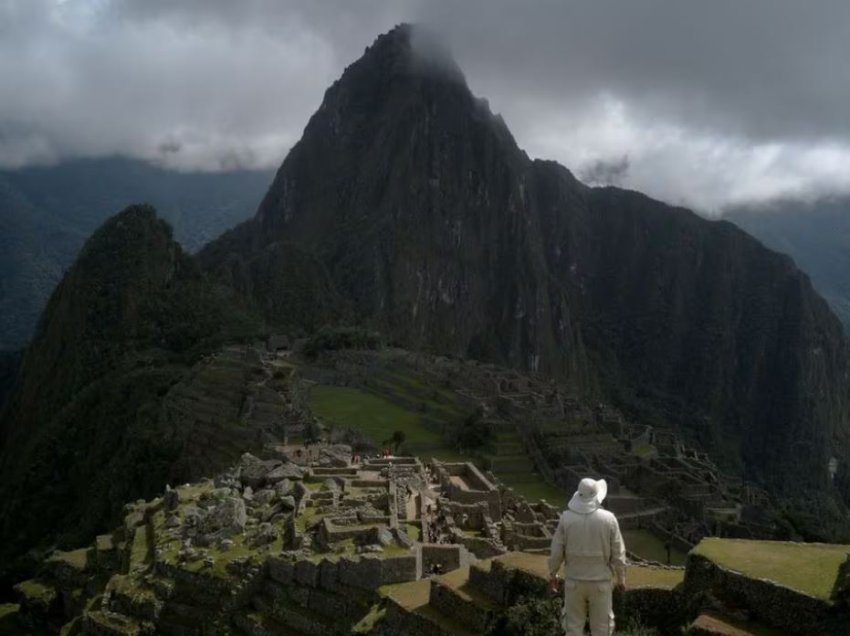 Protestat në Peru bllokojnë hyrjen në Machu Picchu, turistët mbetin pa e vizituar vendin