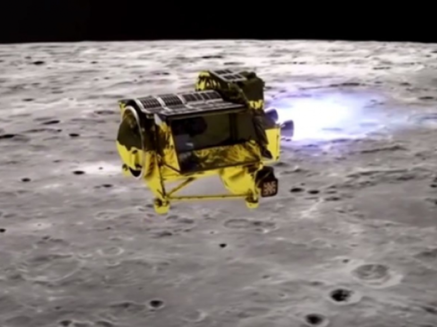 Sonda japoneze rifiton energjinë nëntë ditë pas uljes historike në Hënë