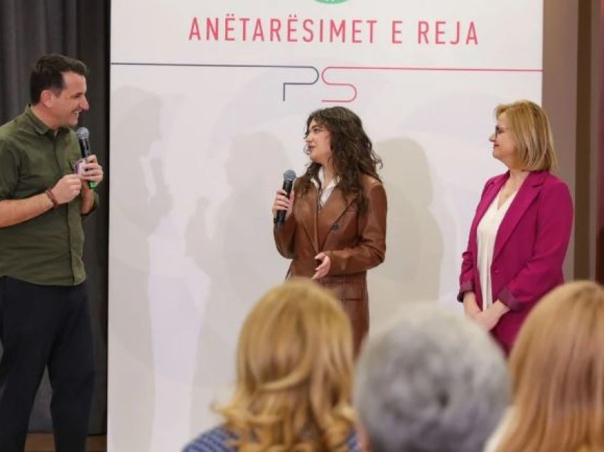 Veliaj mirëpret anëtarët e rinj të Partisë Socialiste në Njësinë 3: Shqipëria është në ditët e saj më të mira, vetëm PS është parti kampione