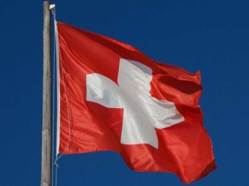 ​Zviceranët mbajnë referendum për pensionin e 13-të