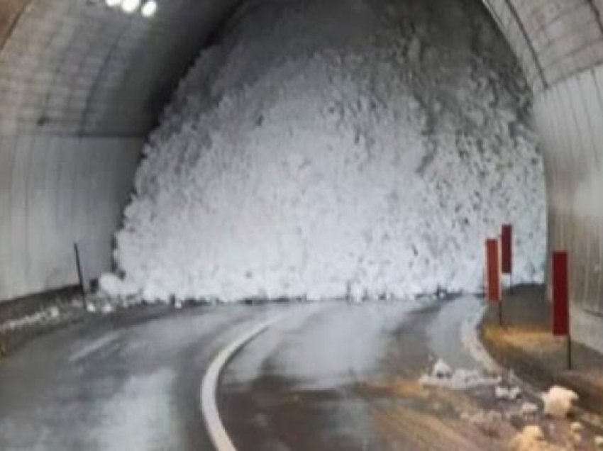 ​Orteku i borës “varros” tunelin në Itali