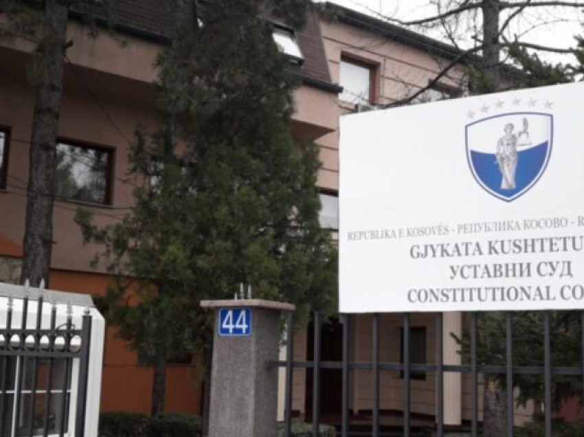 Gjykata Kushtetuese: Mbi 40 milionë euro do t’iu kthehen qytetarëve që ua paguan rrymën serbëve në veri