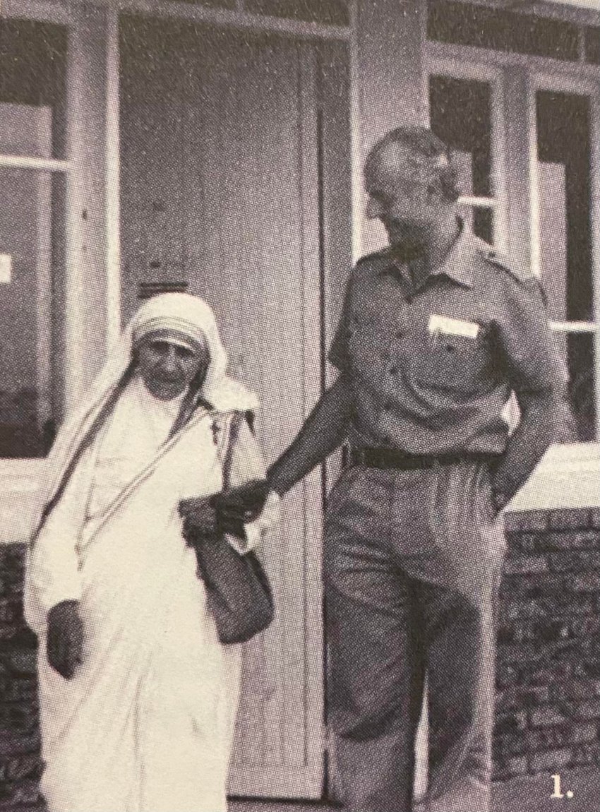Si i shpëtoi nënë Tereza qindra mijëra vetë nga vdekja prej urisë në Sudan?