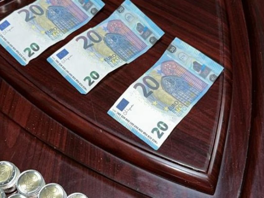 Tentoi t’i shiste 10 mijë euro false për 6 mijë, arrestohet i dyshuari në Podujevë