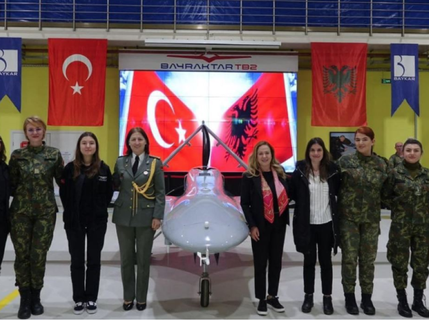 Pas dronëve Bayraktar, ushtarakët shqiptarë përfundojnë trajnimin në Turqi për Mjetet Fluturuese pa pilot
