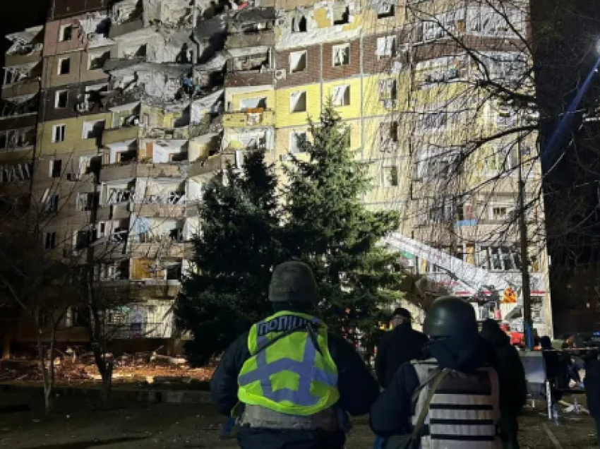 LIVE: Rusia nis një sulm në qytetin Kupiansk - Inteligjenca ruse: Franca po përgatit 2000 trupa për t’i dërguar në Ukrainë