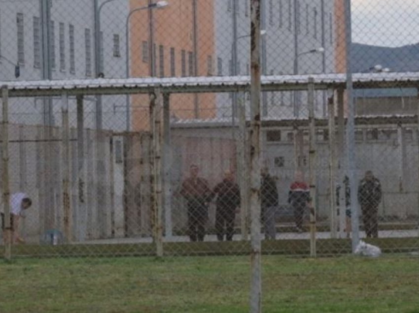 335 të dënuar në burgun e Fierit letër të hapur deputetëve: Lini mënjanë ndasitë dhe votoni amnistinë