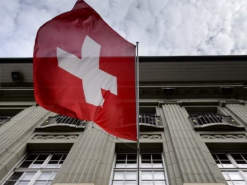 Sa është paga mesatare në Zvicër dhe si dallon nëpër kantone