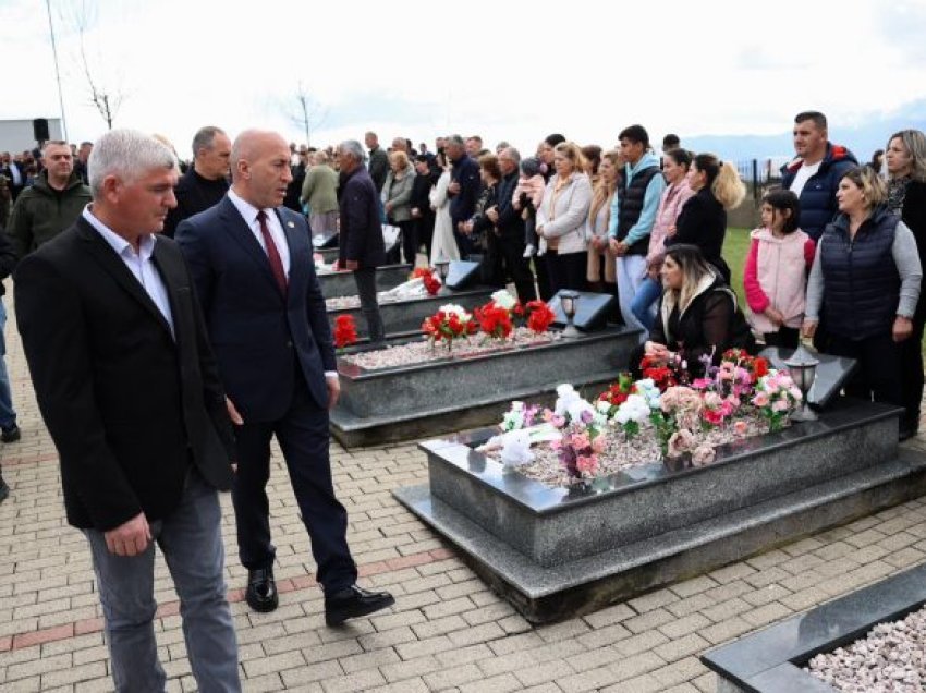 Haradinaj: Absurde të gjykohen çlirimtarët, derisa ende nuk ka drejtësia mbi shumë masakra të kryera nga Serbia