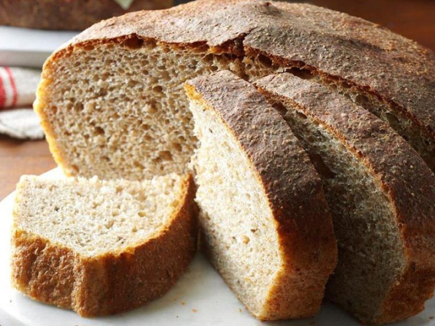 A duhet t’a konsumoni bukën çdo ditë? Ja çfarë i ndodh trupit tonë dhe cili është lloji më i shëndetshëm