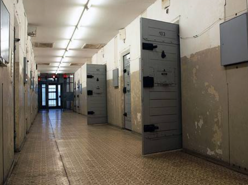 Varësia nga droga: Zbulohet edhe një rast në Burgun e Dubravës, gjendet një sasi e marihuanës