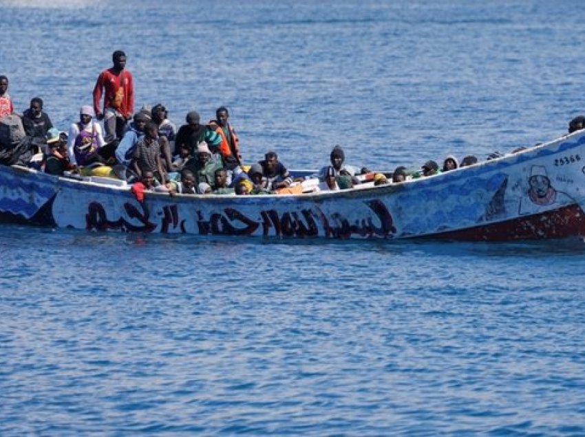 Shpëtohen 124 emigrantë në Ishujt Kanari