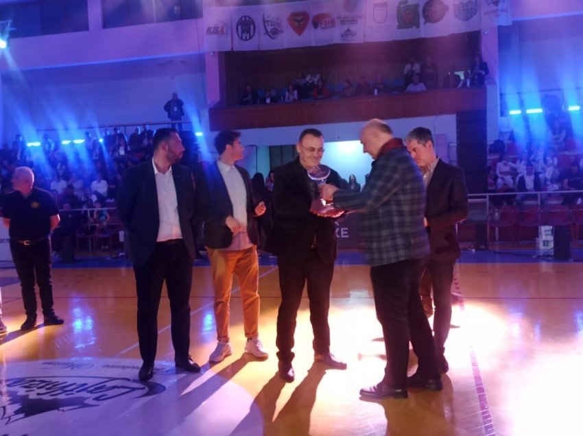 Ponari: Liga Unike ëndërr, qeveria shqiptare të mbështesë basketbollin