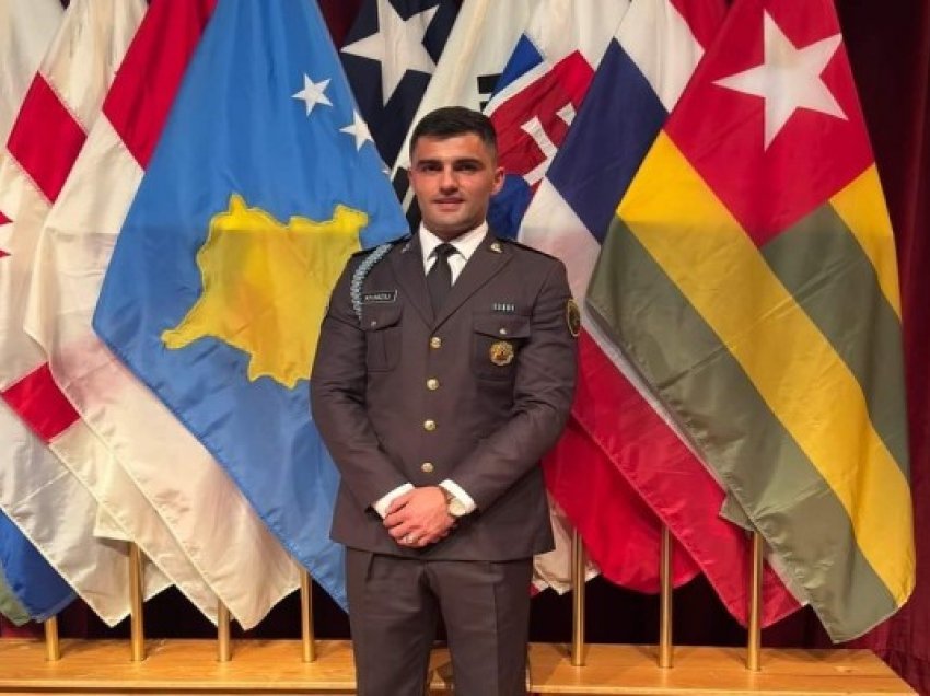 ​Oficeri i FSK-së diplomon në SHBA