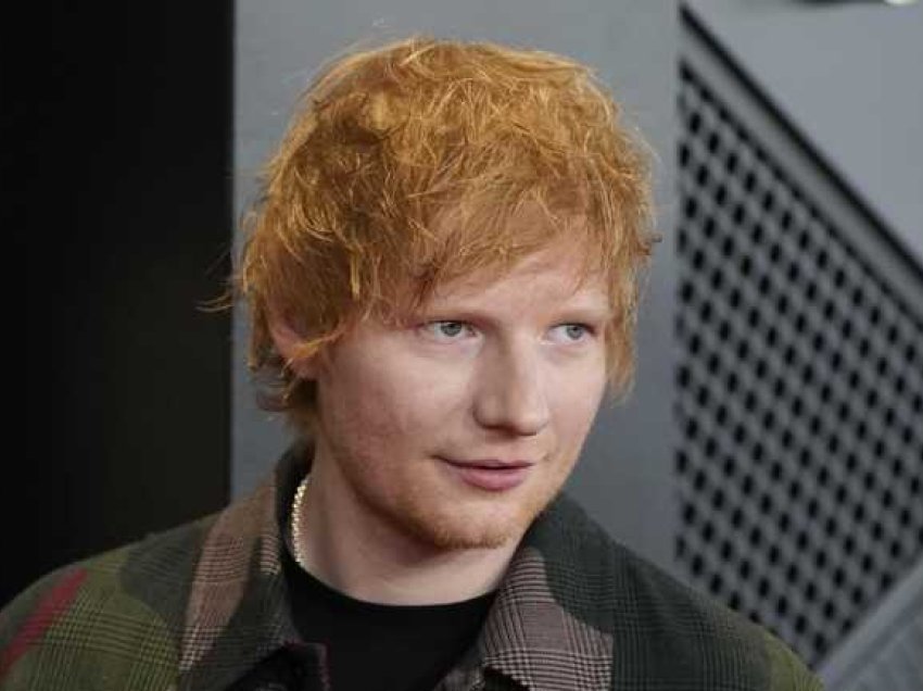 Ed Sheeran-i feston 10-vjetorin e albumit, ka një befasi 