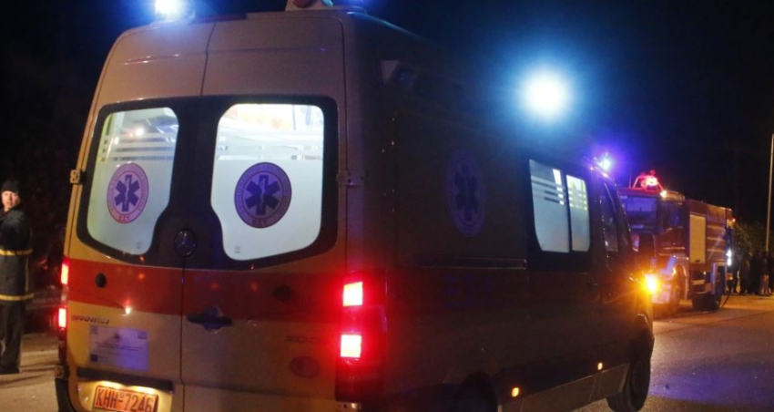 Aksident në Greqi, makina përplas pesë këmbësorë, mes tyre tre fëmijë